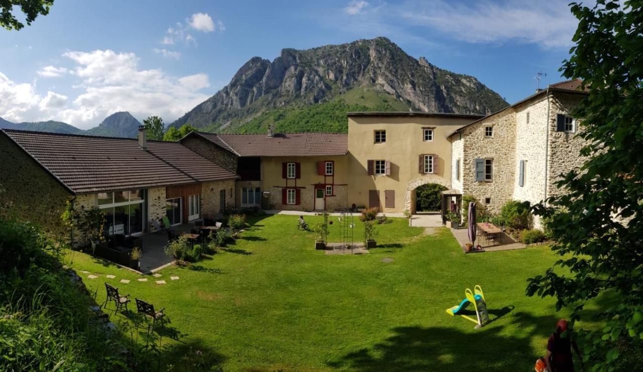 Maison D'Hotes Du Domaine Fournie Tarascon-sur-Ariège Eksteriør billede