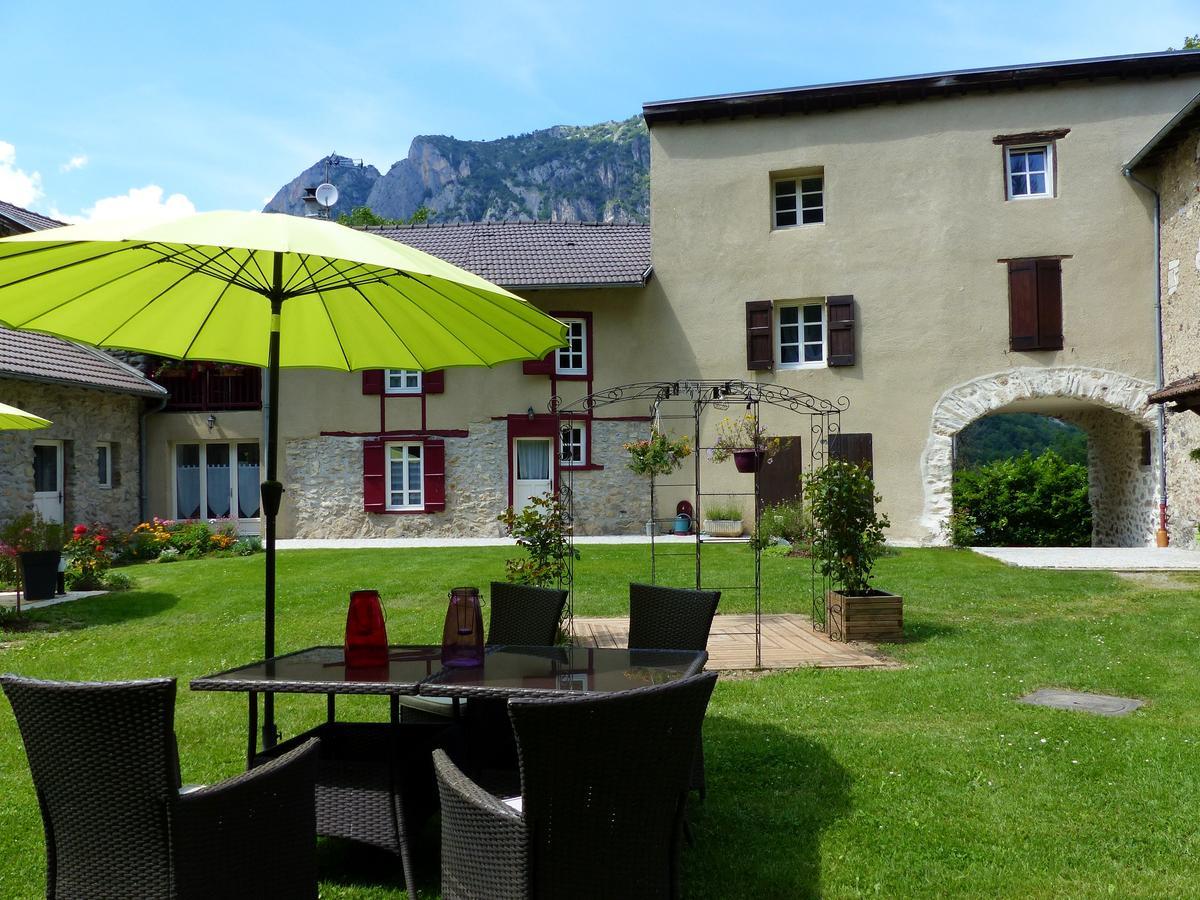 Maison D'Hotes Du Domaine Fournie Tarascon-sur-Ariège Eksteriør billede
